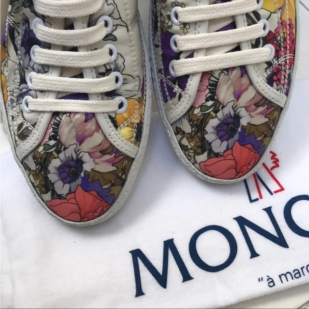 Moncler women’s sneakers size 39 - Picture 3 of 9
